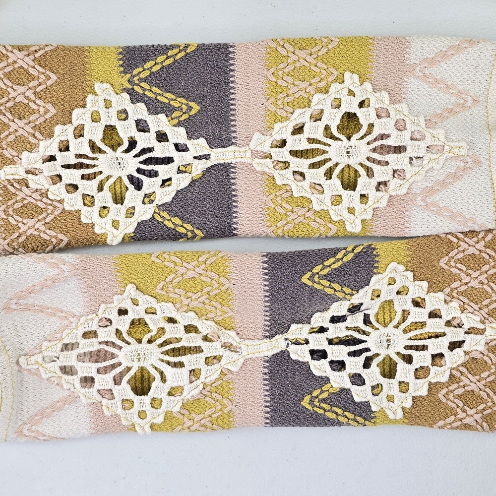 Free People Kombucha Crochet Knit Cuff Thermal Top in Lemongrass Size M - Picture 5 of 8